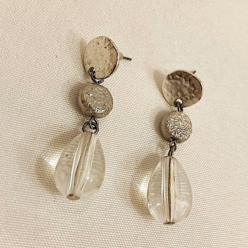 ⭐️ Vintage Silver Beaded Teardrop Dangle Earrings